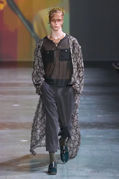 Look 47